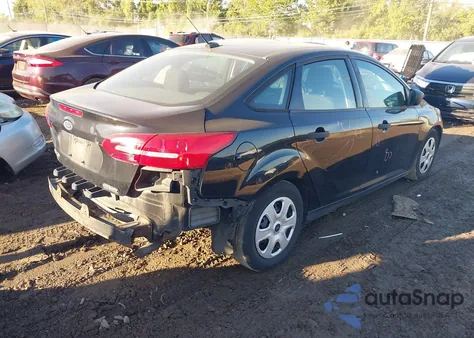 2016 Ford Focus S from USA, damaged, VIN 1FADP3E2XGL202271
